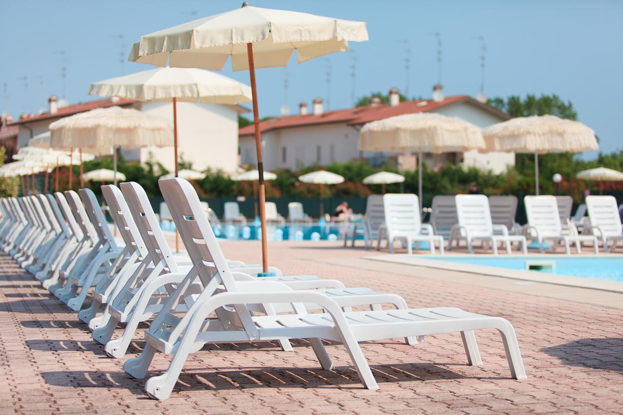 Aparthotel Costa Paradiso リド・アドリアーノ エクステリア 写真