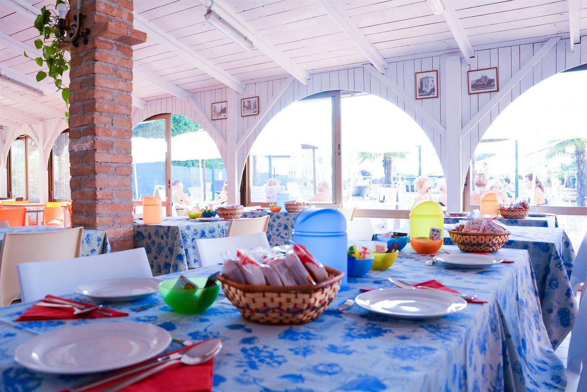 Aparthotel Costa Paradiso リド・アドリアーノ エクステリア 写真