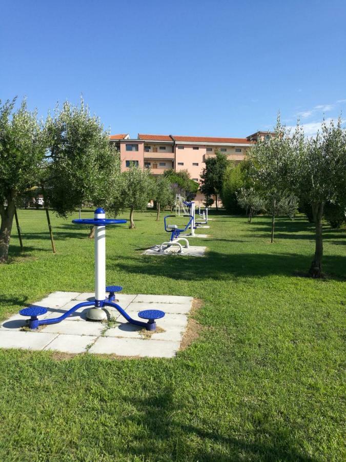 Aparthotel Costa Paradiso リド・アドリアーノ エクステリア 写真